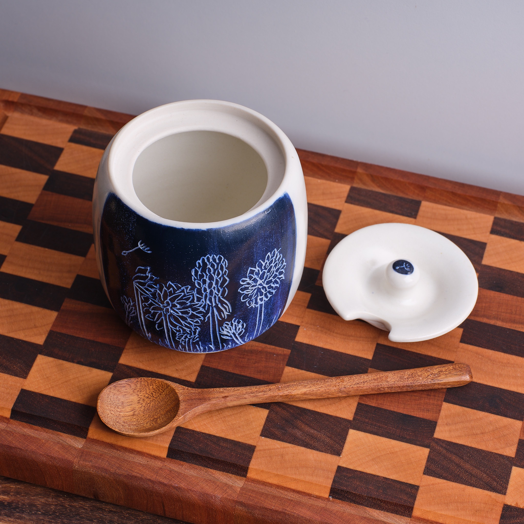 Blue Meadow Honey Pot