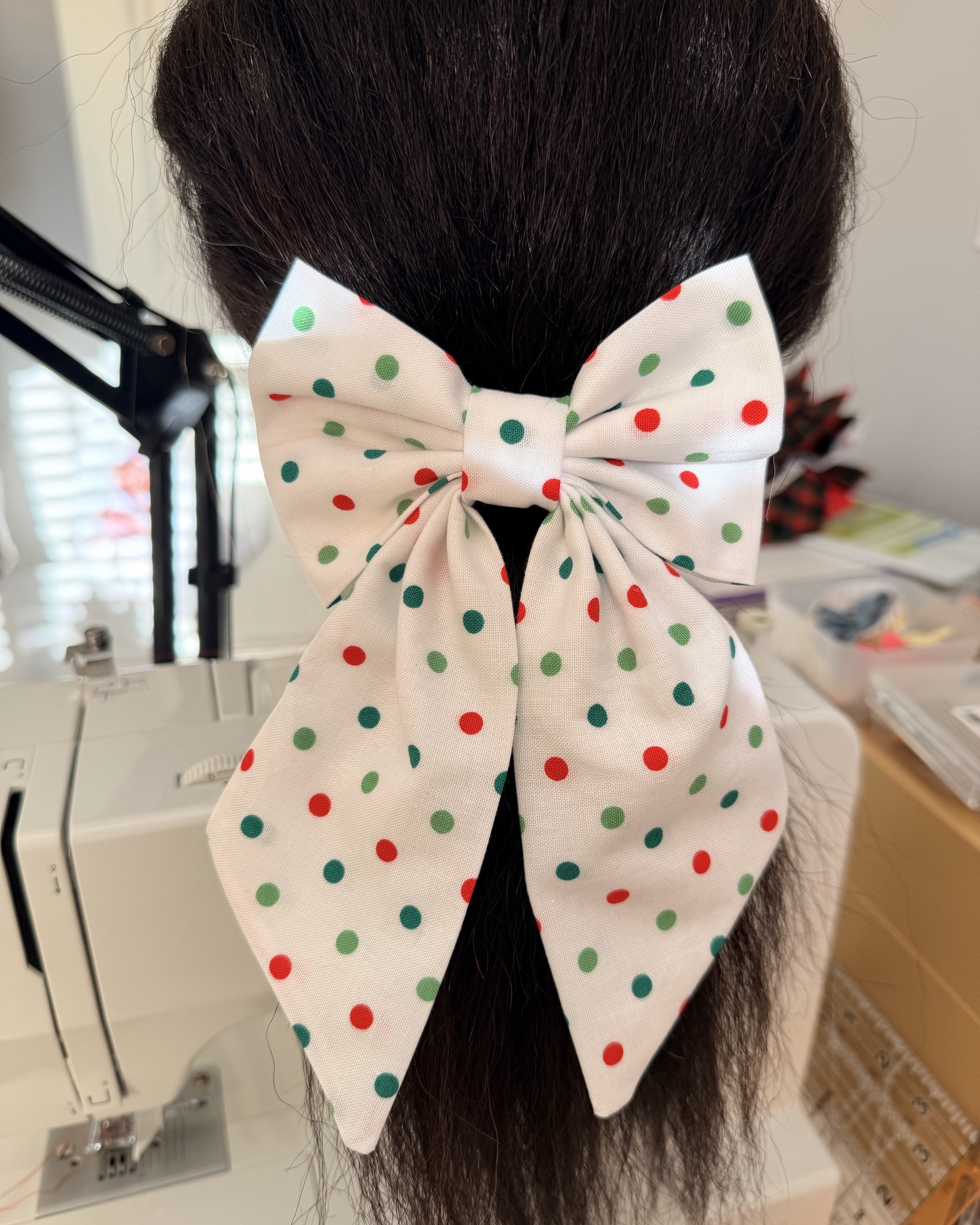 Long Tailed Christmas Bows